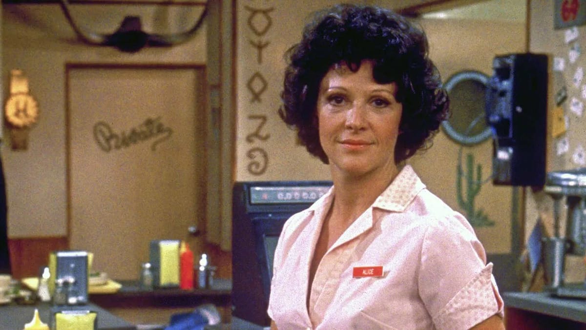Linda Lavin