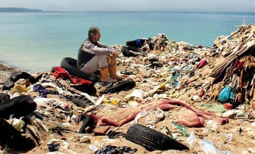 Jeremy Irons in "Trashed"