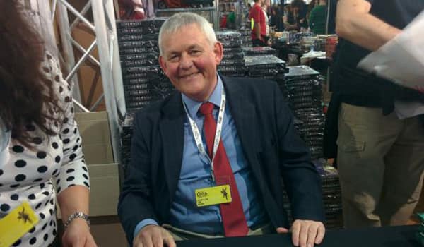 Joe Dever - Scrittori morti nel 2016