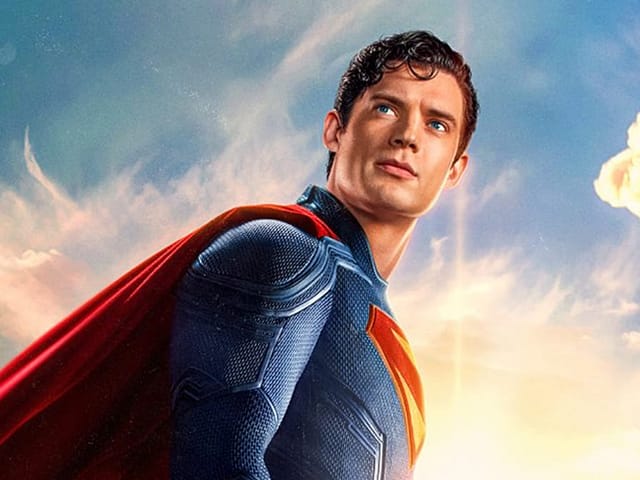 Superman (2025) – Il Big Blue di James Gunn tra fumetto, politica e… Krypto